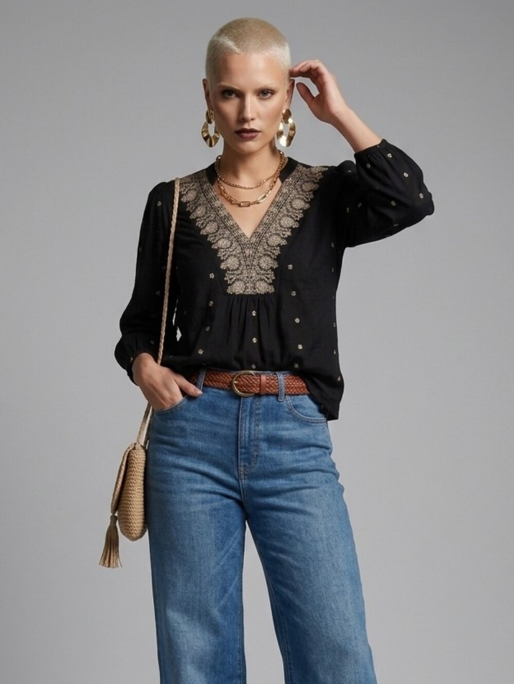 Fig + Flower ✨️ Women's Black Tunic with Cream Floral Embroidery Size M
